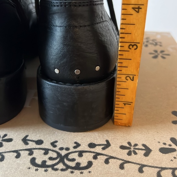 Free People We The Free Jesse Lace Up Boots.  Size 38 / 8. - Picture 11 of 13